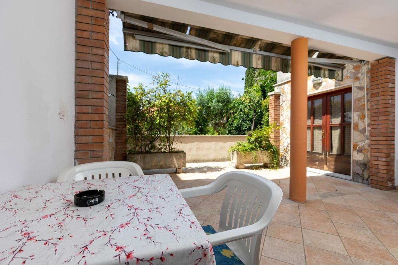 Apartments And Room Pergola Rovinj Extérieur photo