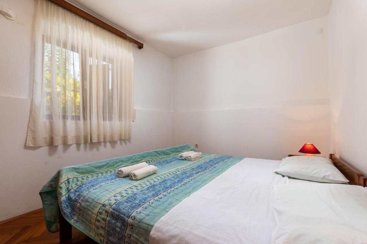 Apartments And Room Pergola Rovinj Extérieur photo