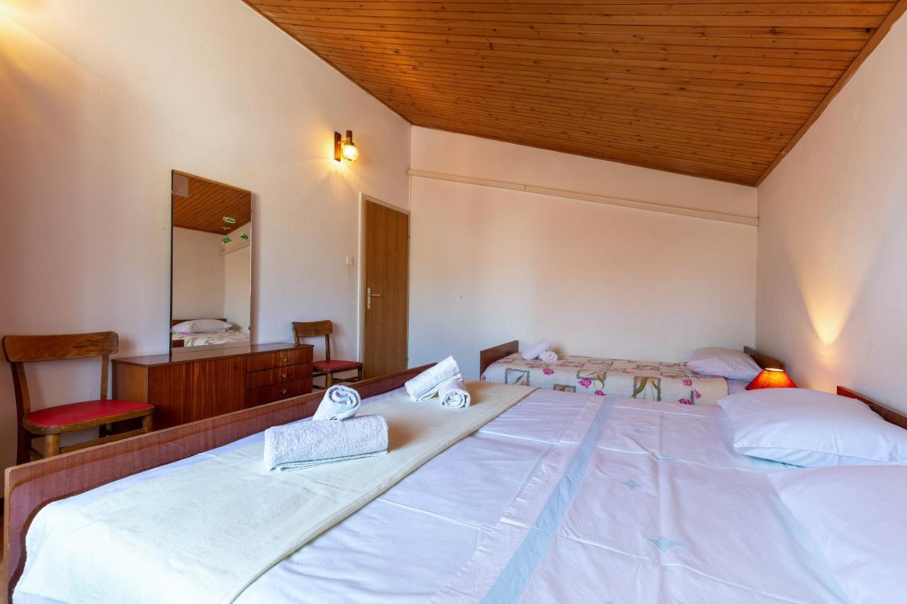 Apartments And Room Pergola Rovinj Extérieur photo