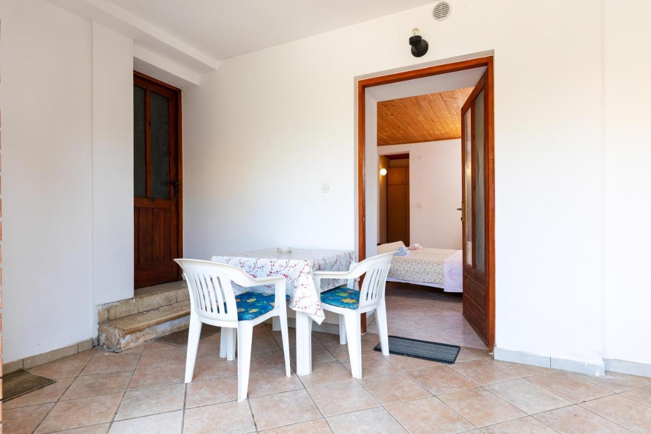 Apartments And Room Pergola Rovinj Extérieur photo