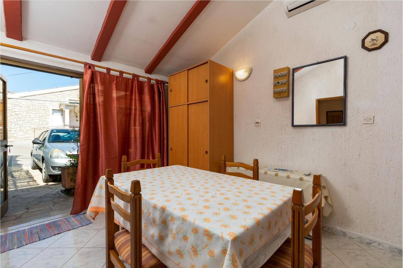 Apartments And Room Pergola Rovinj Extérieur photo