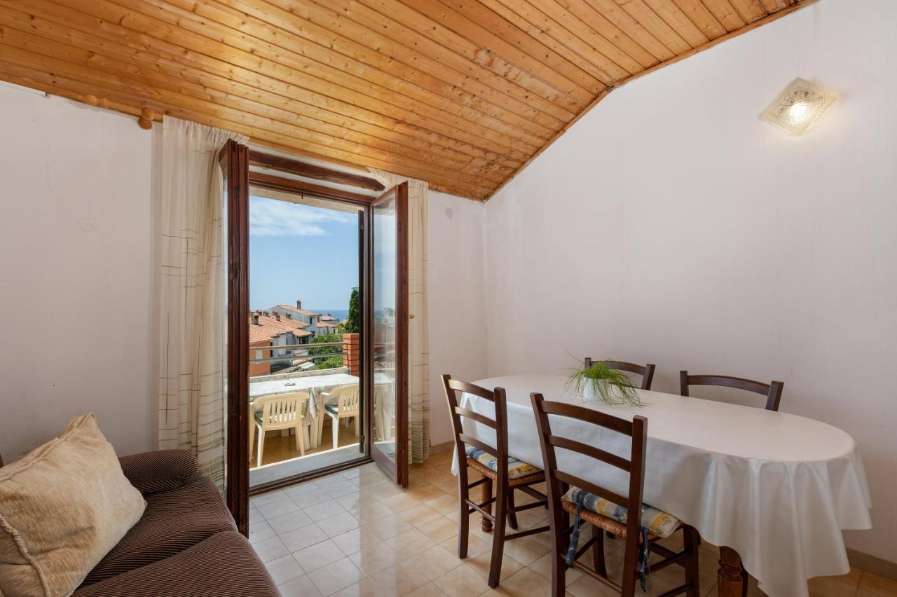 Apartments And Room Pergola Rovinj Extérieur photo