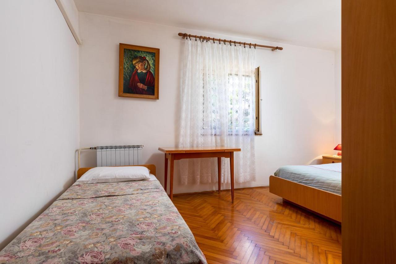 Apartments And Room Pergola Rovinj Extérieur photo